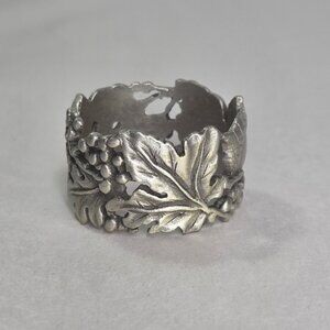 NWT Longaberger Falling Leaves Pewter Napkin Rings Set of 4